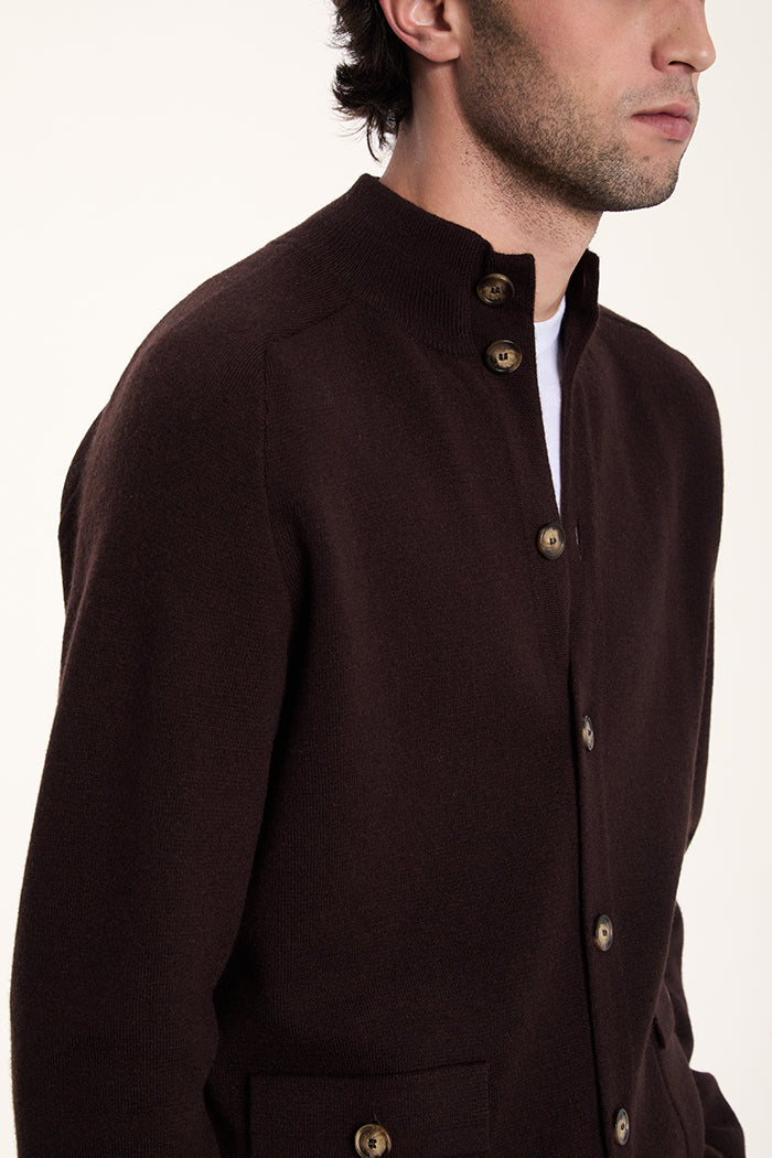 Cardigan da uomo in cashmere stile bomber con tasche e bottoni, maglieria Made in Italy.
