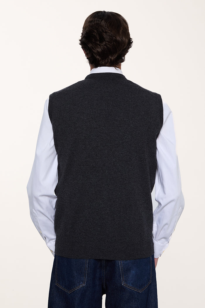Gilet girocollo in cashmere colore grigio antracite da uomo, maglieria made in Italy.