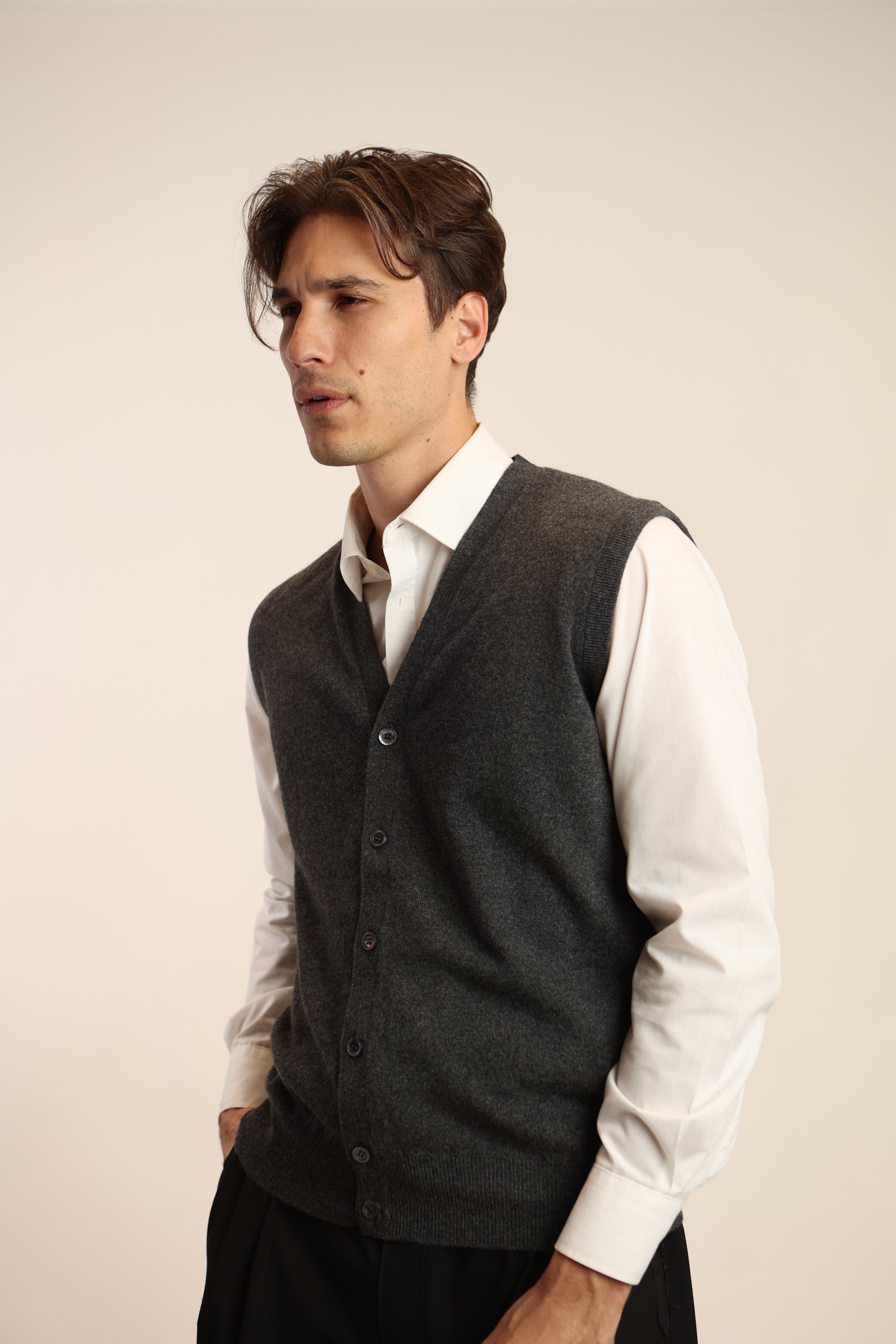 Gilet in puro cashmere con bottoni - Altex Cashmere