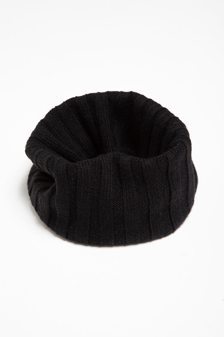 Scaldacollo a coste 100% cashmere colore nero made in Italy